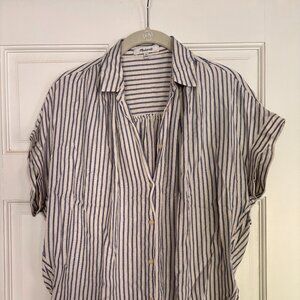 Madewell Grey and White Striped Button Down Shirt XS